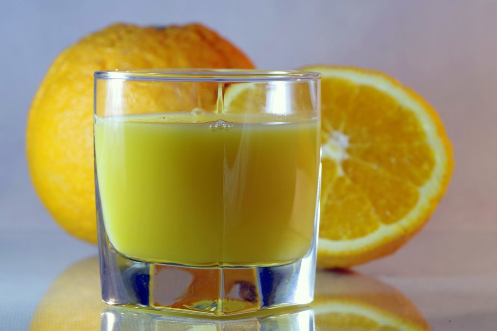 Все апельсиновые соки содержат гербициды